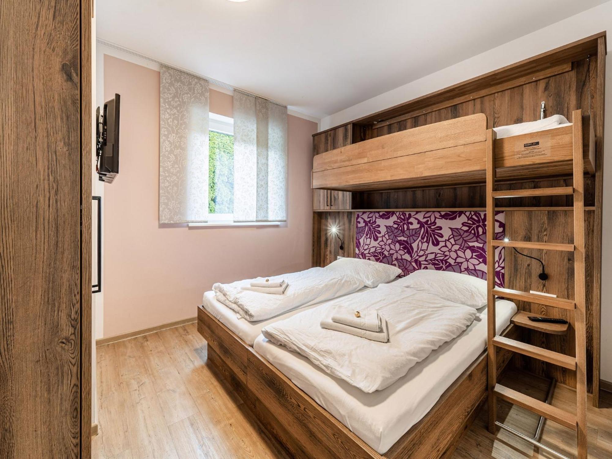Large Apartment In Sankt Georgen With Balcony Furstau Экстерьер фото
