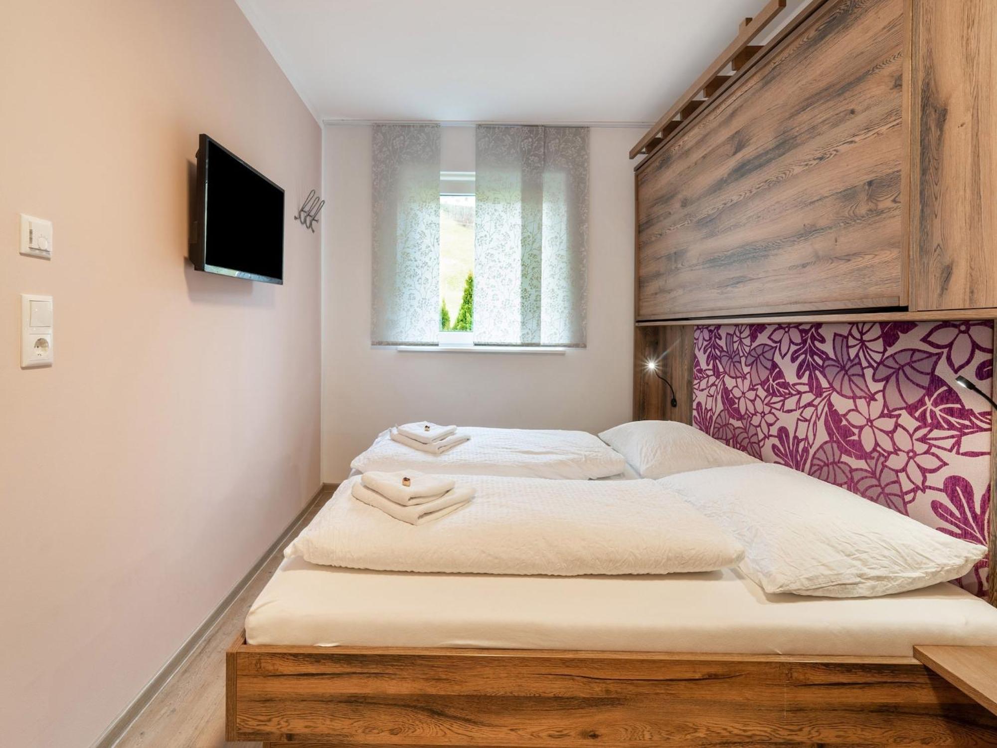 Large Apartment In Sankt Georgen With Balcony Furstau Экстерьер фото